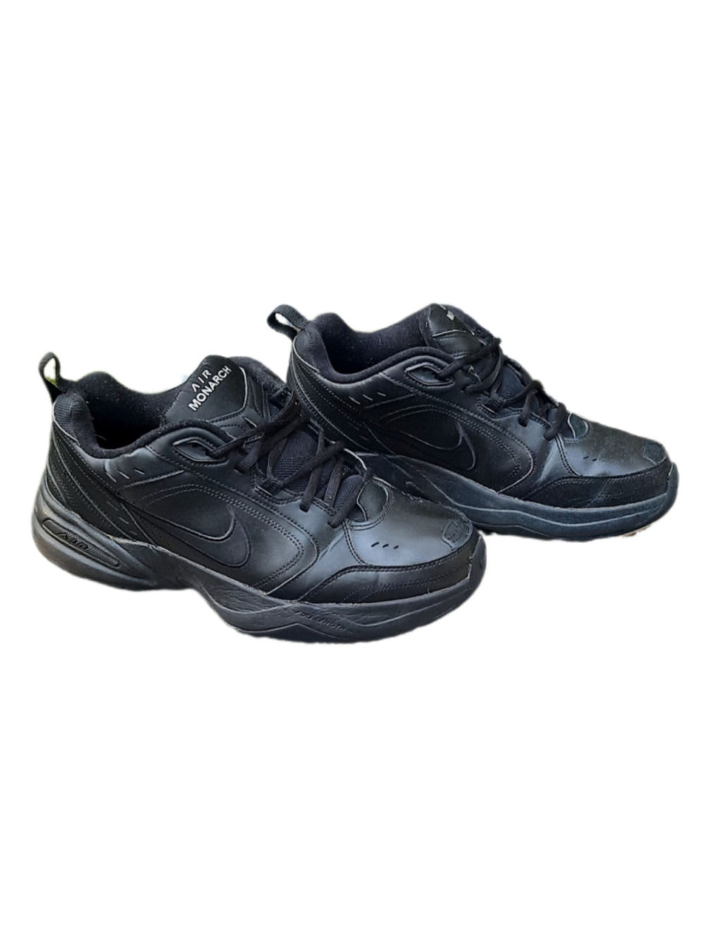 Nike Mens Air Monarch IV
415445-001 Black Casual Shoe
Sneakers Size 10.5